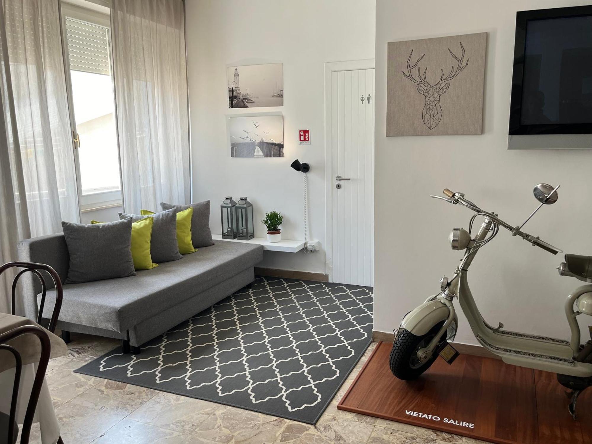 T Hotel Rimini Ngoại thất bức ảnh